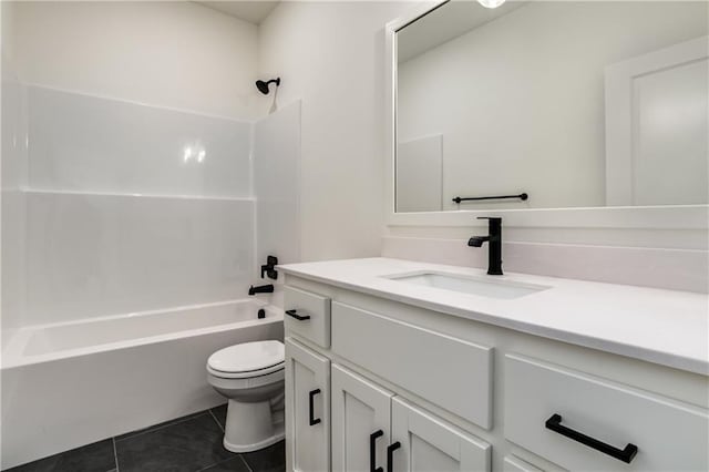 16502 S Stagecoach St, Olathe, KS 66062 - full bath with tile patterned flooring, toilet, vanity, and shower / bath combination