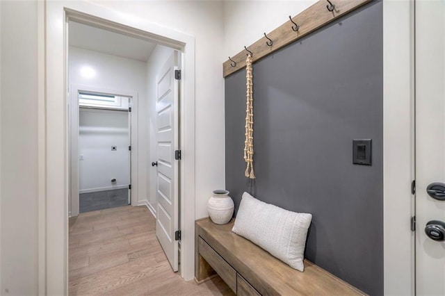 16567 S Stagecoach St, Olathe, KS 66062 - mudroom with light wood-style flooring and baseboards