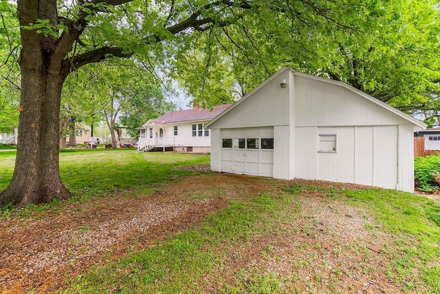 exterior space featuring driveway