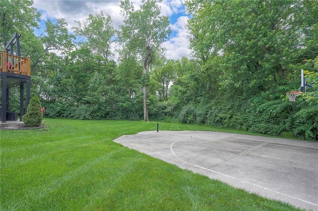 3536 SW Dana Ave E, Lees Summit, MO 64082 - view of sport court featuring basketball court and a yard