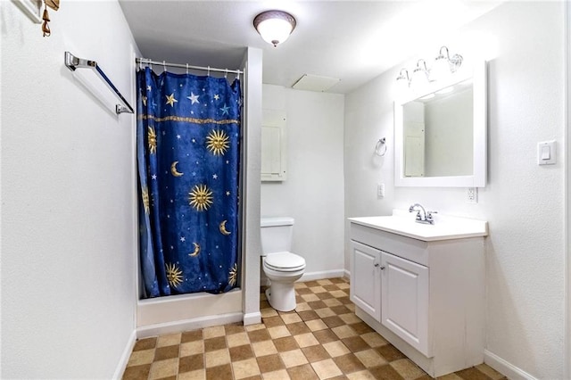 bathroom with vanity, toilet, tile patterned floors, baseboards, and a shower with curtain