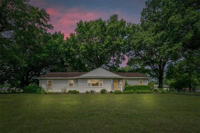 26335 W 321st Ter, Paola, KS 66071 - single story home featuring a yard