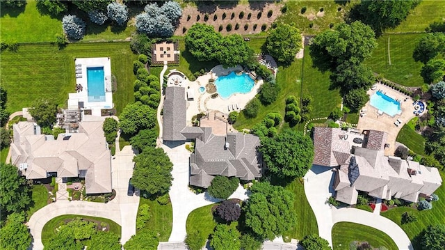 14575 Granada Cir, Leawood, KS 66224 - aerial view of property and surrounding area featuring a pool area