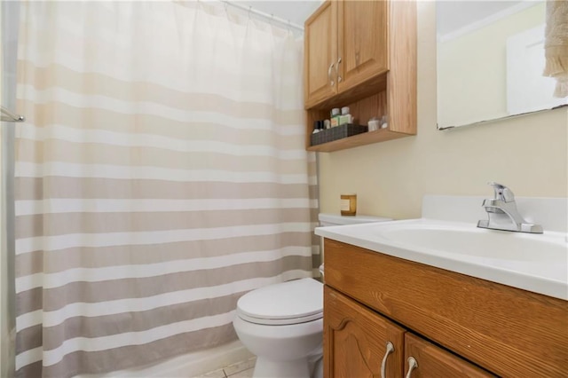 6138 Hadley St, Merriam, KS 66202 - bathroom with vanity, toilet, and a shower with curtain