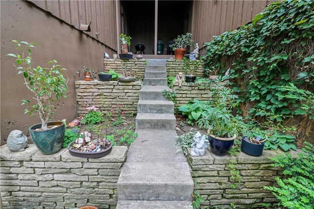 12 Woodland Trl, Warrensburg, MO 64093 - view of entrance to property