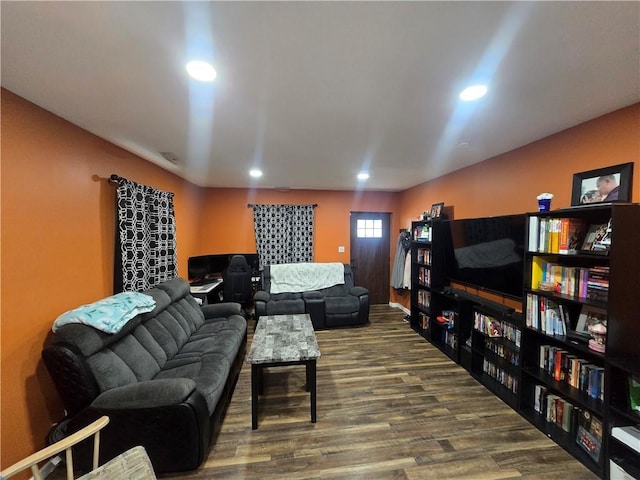 1824 S Grand Ave, Sedalia, MO 65301 - living area featuring recessed lighting and wood finished floors