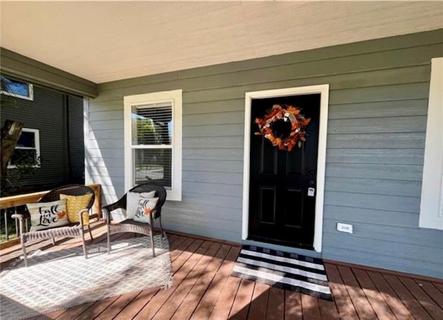 property entrance with a porch