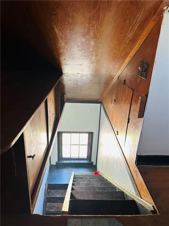8480 NW High St Unit B, Amsterdam, MO 64723 - view of stairs