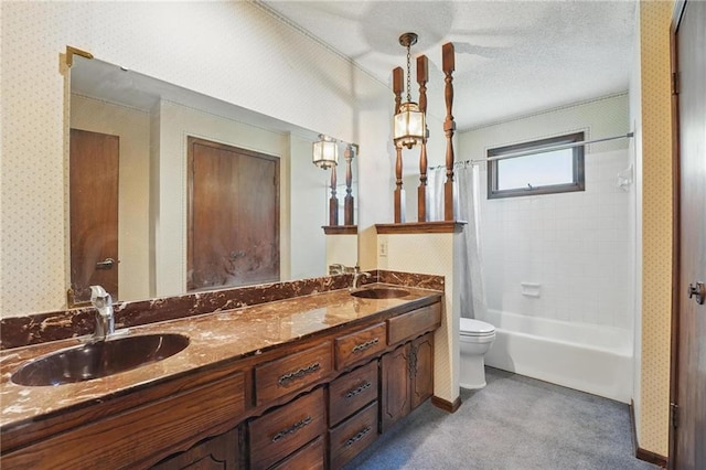 bathroom featuring toilet, double vanity, and shower / bath combo with shower curtain