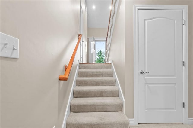 18461 W 157th St, Olathe, KS 66062 - stairs with baseboards