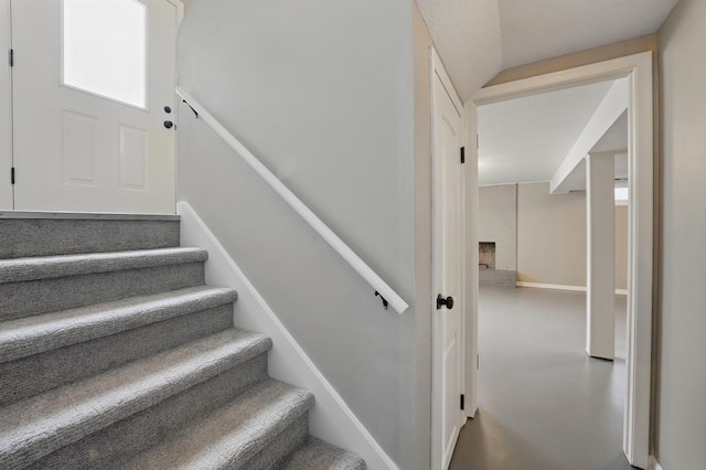 8020 Yecker Ave, Kansas City, KS 66109 - view of stairs