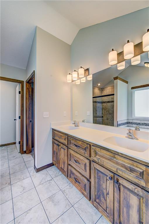 603 Madison St, Pleasant Hill, MO 64080 - photo 18