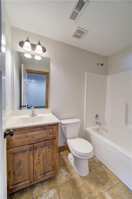 603 Madison St, Pleasant Hill, MO 64080 - photo 32