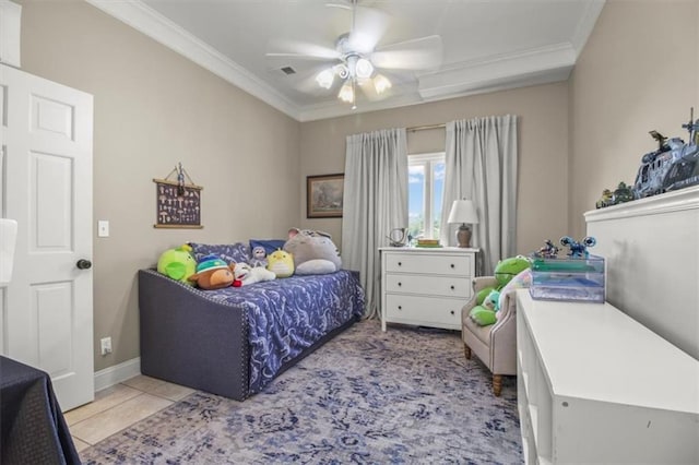 bedroom featuring ornamental molding, baseboards, and a ceiling fan