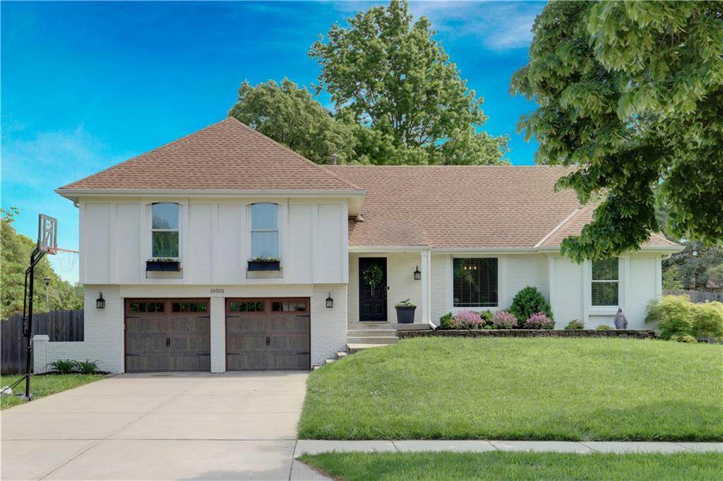 10501 Flint St, Overland Park, KS 66214 - photo 1