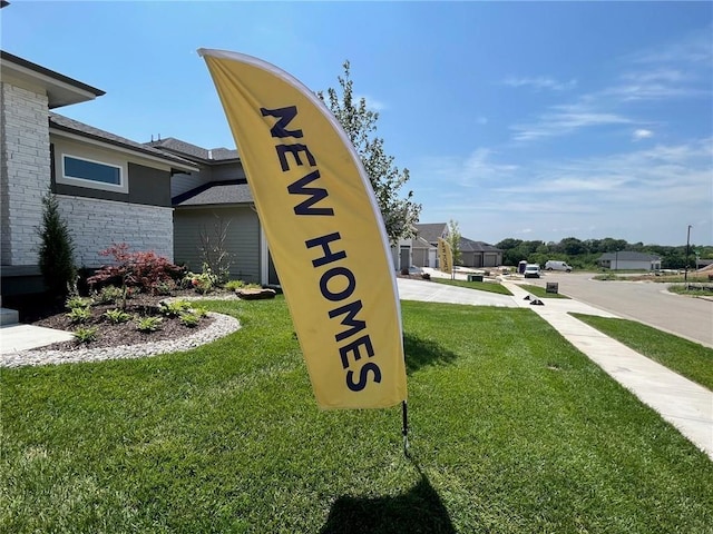 10026 Aurora St, Lenexa, KS 66220 - exterior view