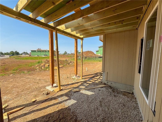 10026 Aurora St, Lenexa, KS 66220 - view of yard