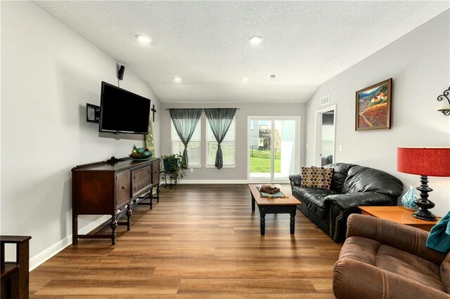 2134 SW Osage Dr, Lees Summit, MO 64082 - photo 6