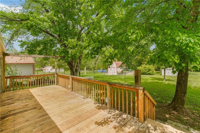 1910 Ottawa St, Leavenworth, KS 66048 - view of deck