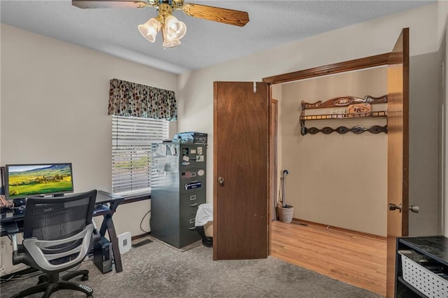 16611 E 53rd St, Independence, MO 64055 - home office featuring ceiling fan and carpet floors