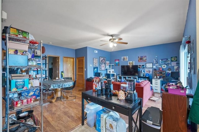 425 Thornton St, Leavenworth, KS 66048 - office space featuring ceiling fan