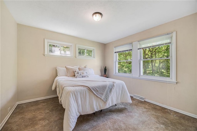 6132 N Eugene Field Rd, Kansas City, MO 64119 - carpeted bedroom featuring baseboards