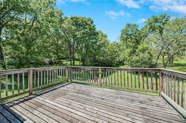 6132 N Eugene Field Rd, Kansas City, MO 64119 - view of wooden deck