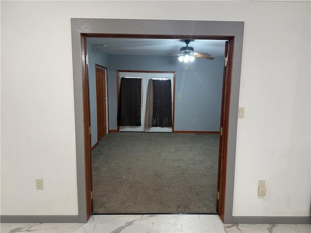 112 N Burns St N, Independence, KS 67301 - hallway featuring baseboards