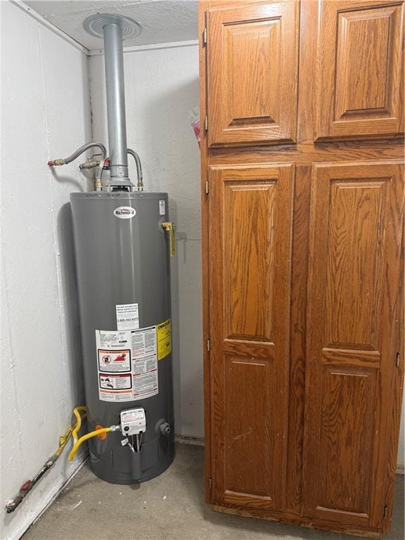 112 N Burns St N, Independence, KS 67301 - utilities with gas water heater