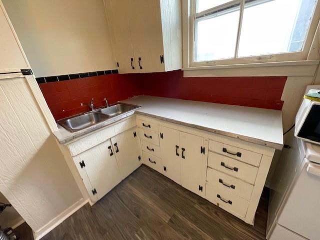 421 N 21st St, Saint Joseph, MO 64501 - photo 12
