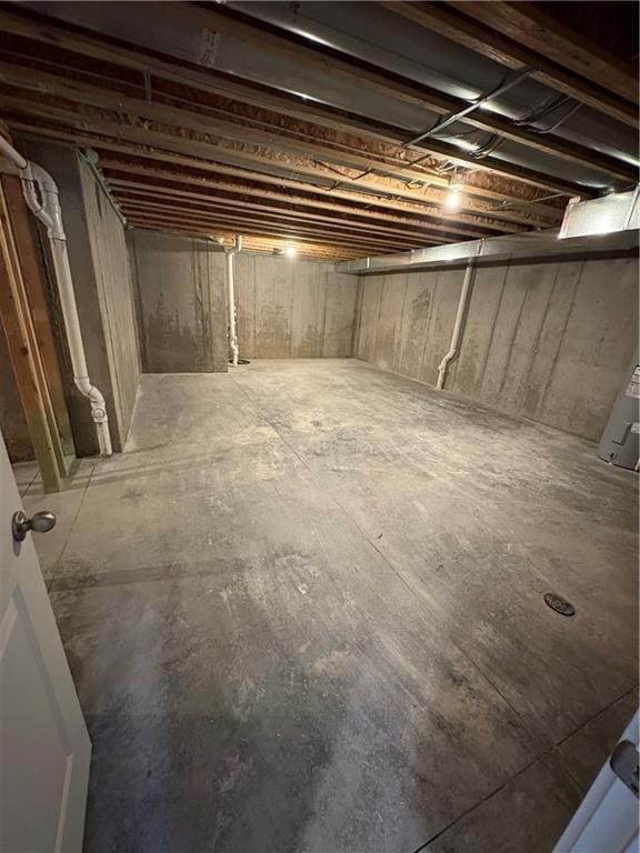 view of unfinished below grade area