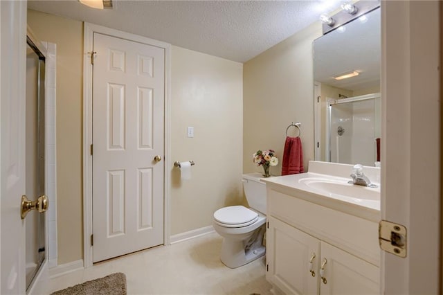 748 SW Windsong Cir, Lees Summit, MO 64082 - full bath featuring a shower stall, vanity, a textured ceiling, toilet, and baseboards