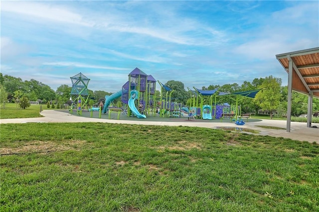 6411 Outlook Dr, Mission, KS 66202 - community play area with a lawn