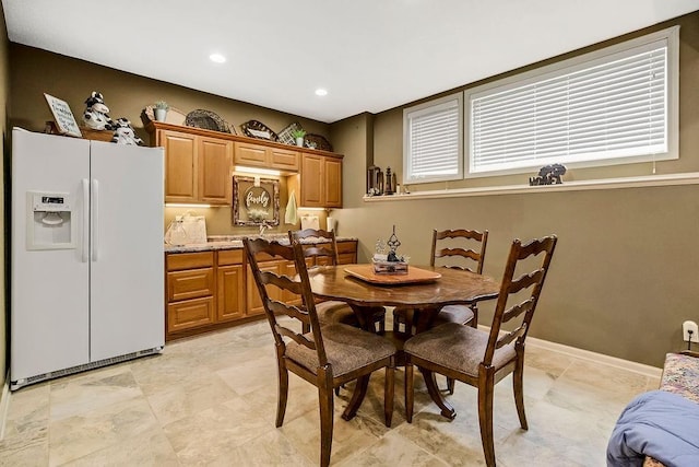 9008 N Hunter Ave, Kansas City, MO 64157 - dining area with recessed lighting