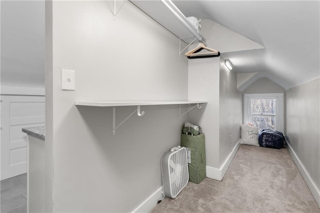 915 E 29th St, Kansas City, MO 64109 - walk in closet featuring carpet flooring