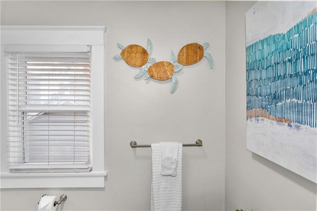 915 E 29th St, Kansas City, MO 64109 - photo 27