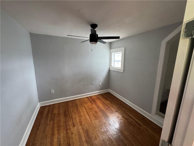 5802 Thompson Ave, Kansas City, MO 64123 - photo 16