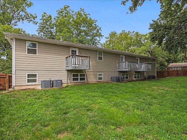 310-312 N 8th St, Leavenworth, KS 66048 - rear view of property featuring central AC