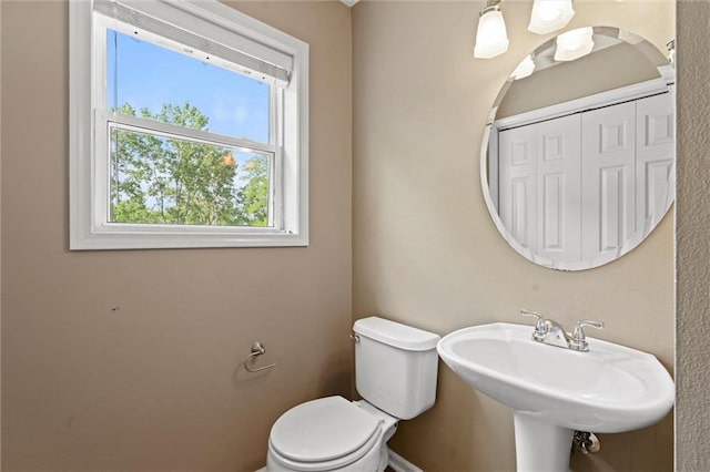 21815 W 73rd Ter, Shawnee, KS 66218 - bathroom with toilet and a sink