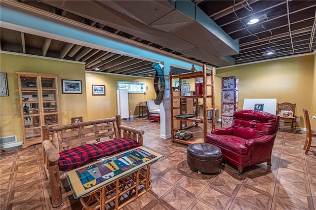 537 NE State Route 13th Hwy, Warrensburg, MO 64093 - living area featuring baseboards