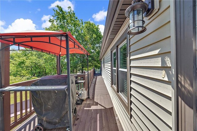 33 Lakeview Ln, Linn Valley, KS 66040 - wooden terrace featuring area for grilling