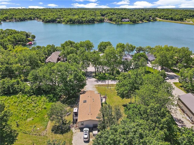 33 Lakeview Ln, Linn Valley, KS 66040 - bird's eye view of a forest and a large body of water