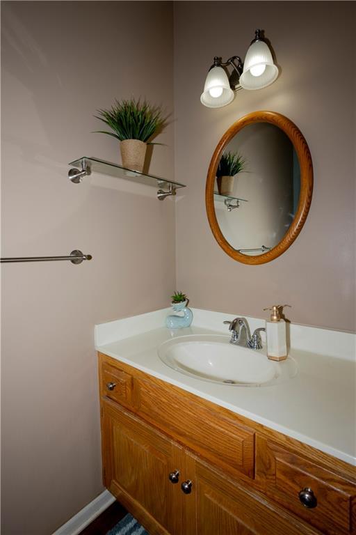 16366 S Hunter St, Olathe, KS 66062 - bathroom with vanity