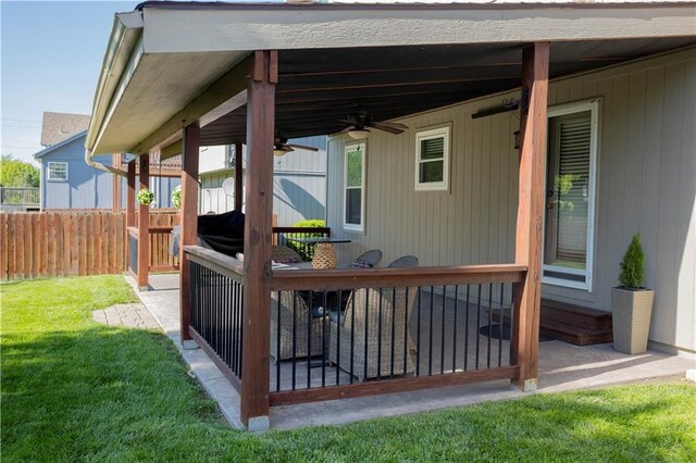 16366 S Hunter St, Olathe, KS 66062 - deck with ceiling fan