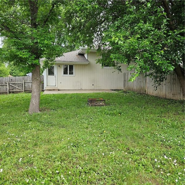 8413-8415 E 170th St, Belton, MO 64012 - view of yard