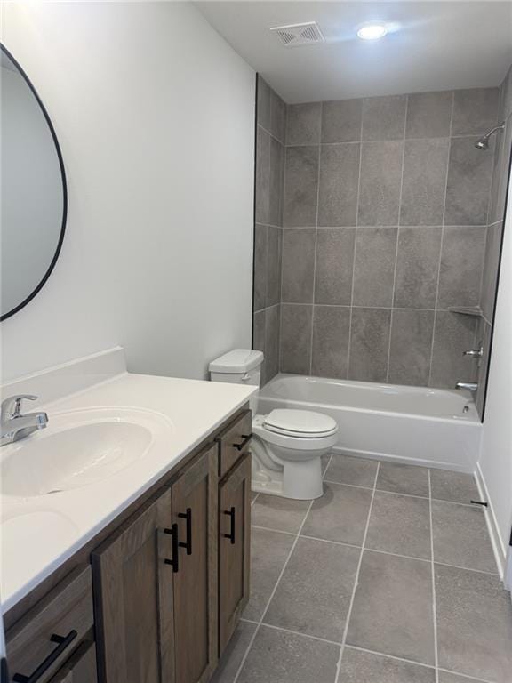 8913 N Colorado Ave, Kansas City, MO 64156 - full bath featuring vanity, tile patterned flooring, and shower / bath combination