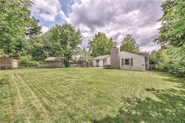 4306 W 78th Ter, Prairie Village, KS 66208 - view of yard