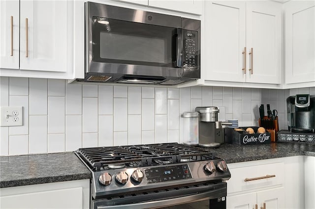 18873 W 168th Ter, Olathe, KS 66062 - kitchen with gas stove, white cabinetry, tasteful backsplash, and dark stone counters