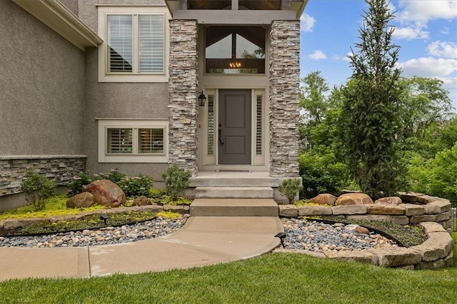 17817 Grandview St, Overland Park, KS 66013 - entrance to property with stone siding and stucco siding