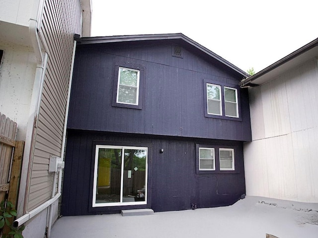 10921 Mckinley Dr, Kansas City, MO 64134 - view of rear view of property